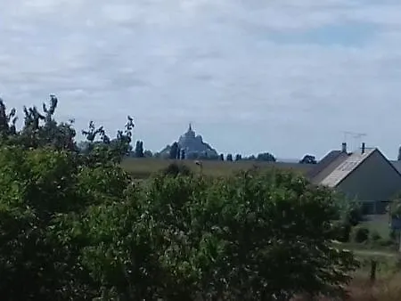 Dom wakacyjny Pamphilienne Vue Mont Saint Michel Et Campagne Normande *