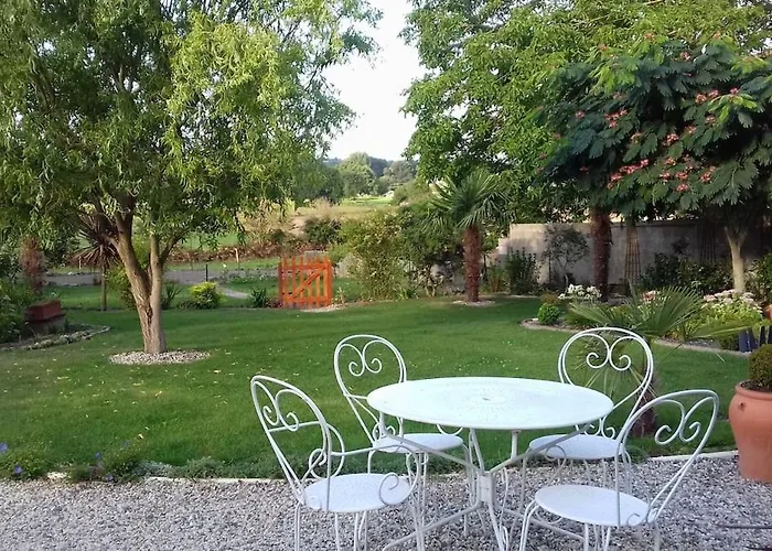 Pamphilienne Vue Mont Saint Michel Et Campagne Normande Courtils