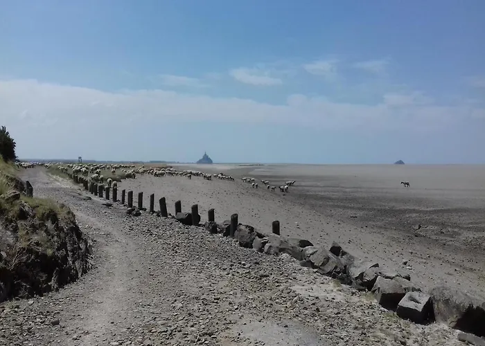 Pamphilienne Vue Mont Saint Michel Et Campagne Normande Σπίτι διακοπών Courtils
