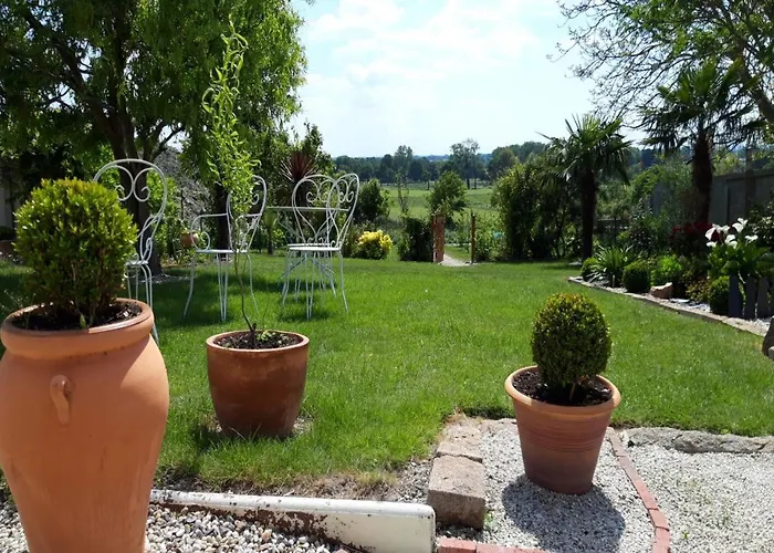 Pamphilienne Vue Mont Saint Michel Et Campagne Normande Courtils